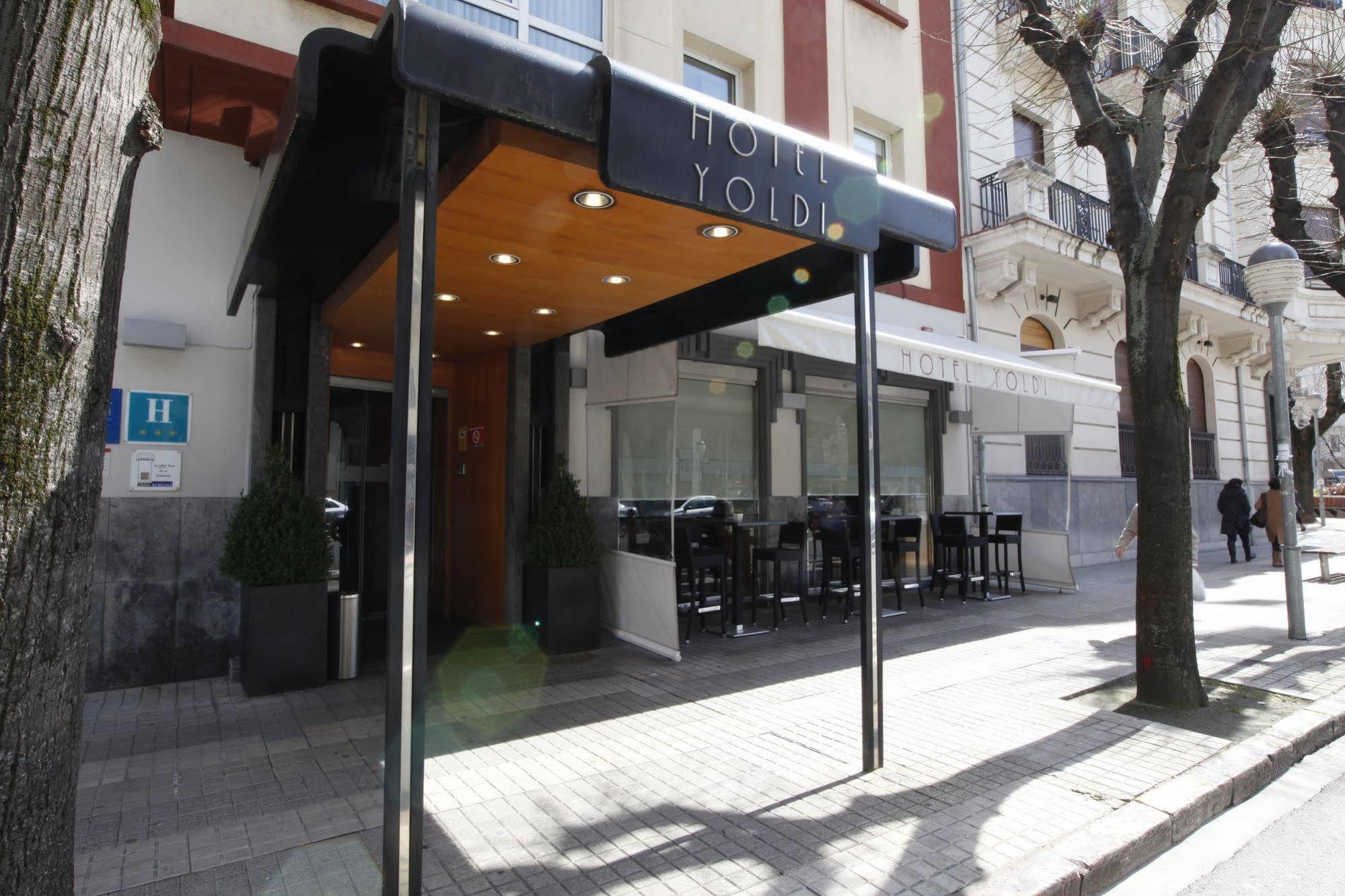 Hotel Yoldi Памплона Екстер'єр фото