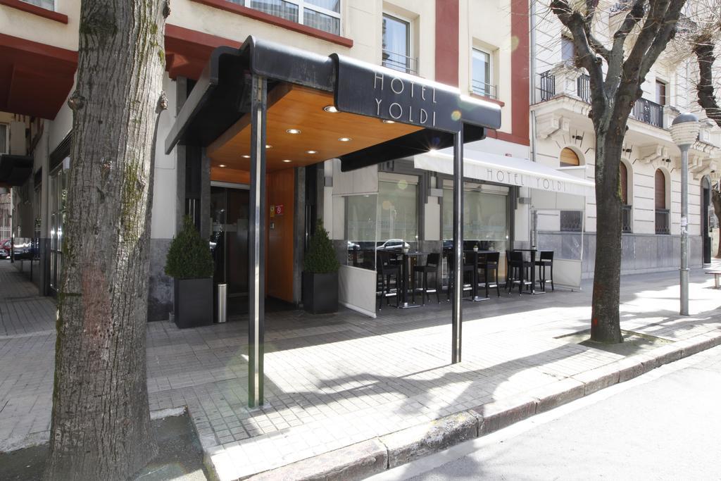 Hotel Yoldi Памплона Екстер'єр фото